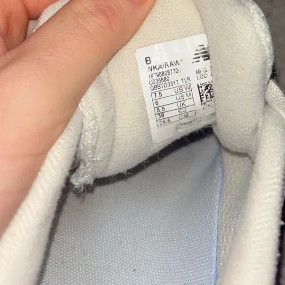 New Balance Sneakers - Picture 6 of 6
